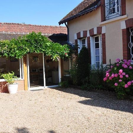 La Petite Tuilerie Hotel Villefranche-sur-Cher ภายนอก รูปภาพ
